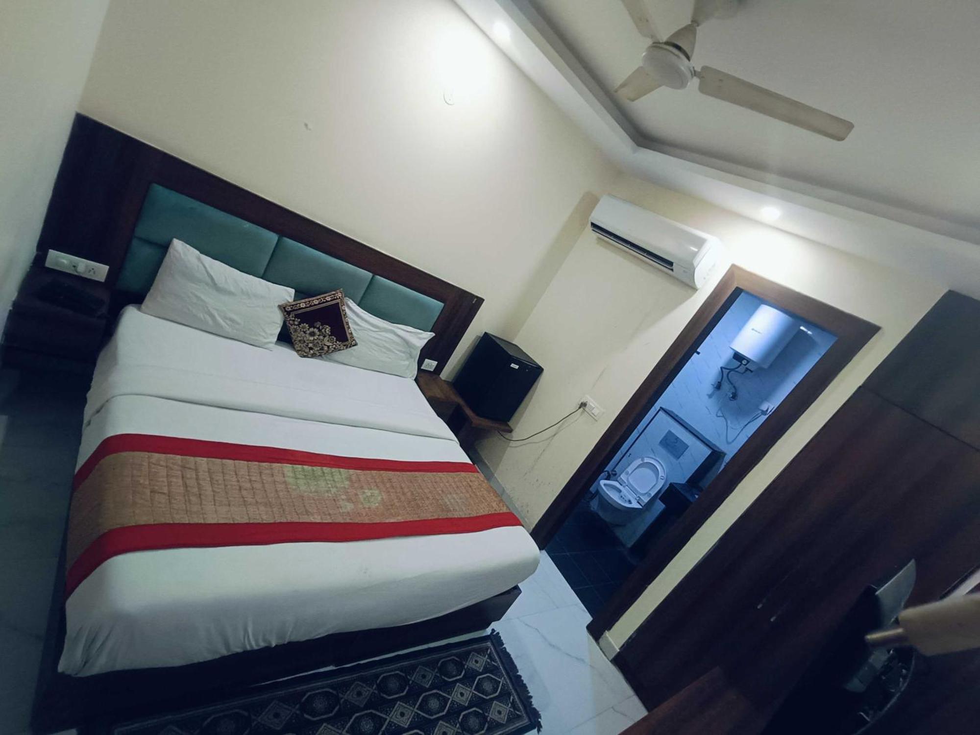 Hotel Konark A Family Stay Aerocity Νέο Δελχί Εξωτερικό φωτογραφία