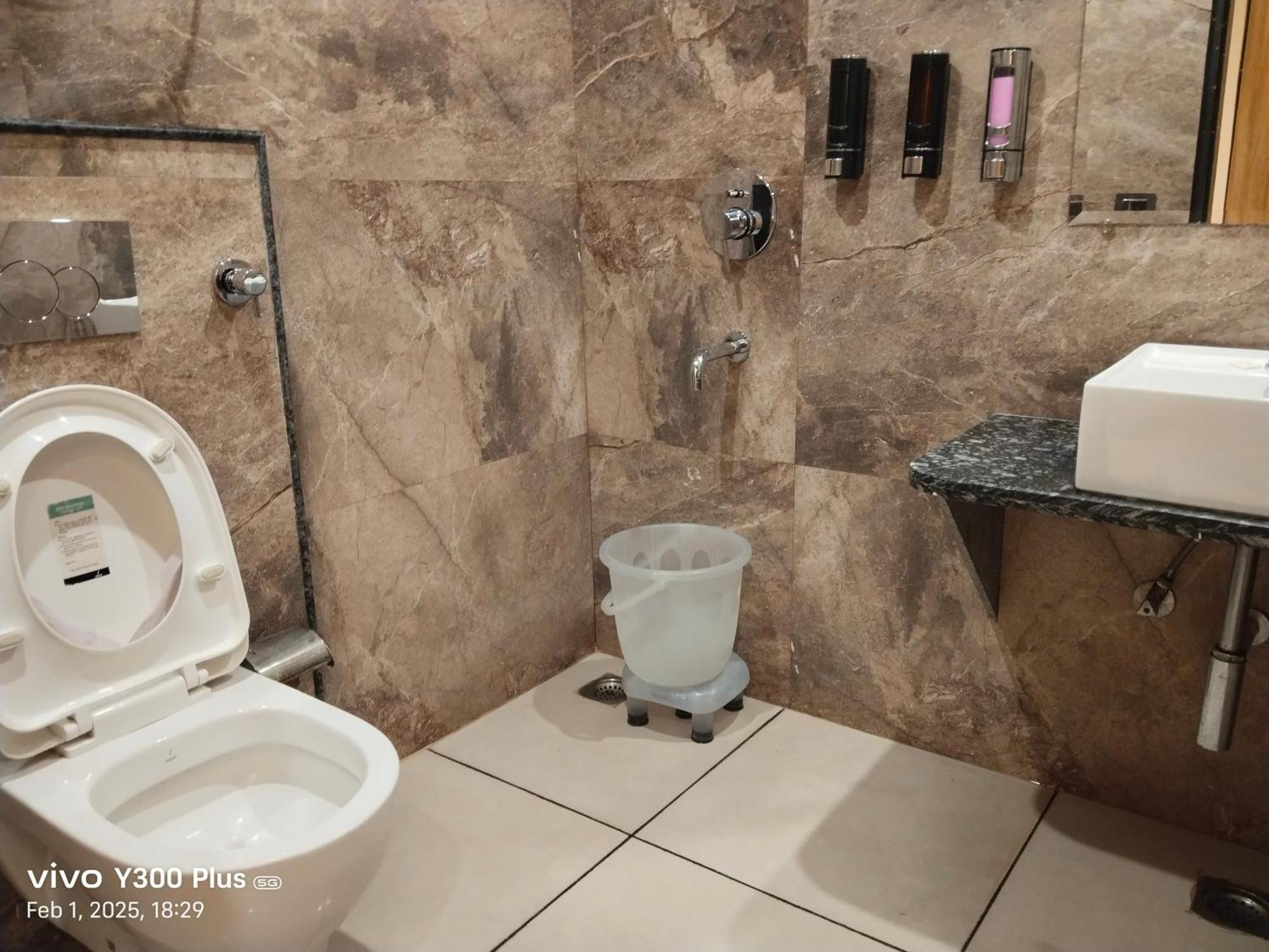 Hotel Konark A Family Stay Aerocity Νέο Δελχί Εξωτερικό φωτογραφία