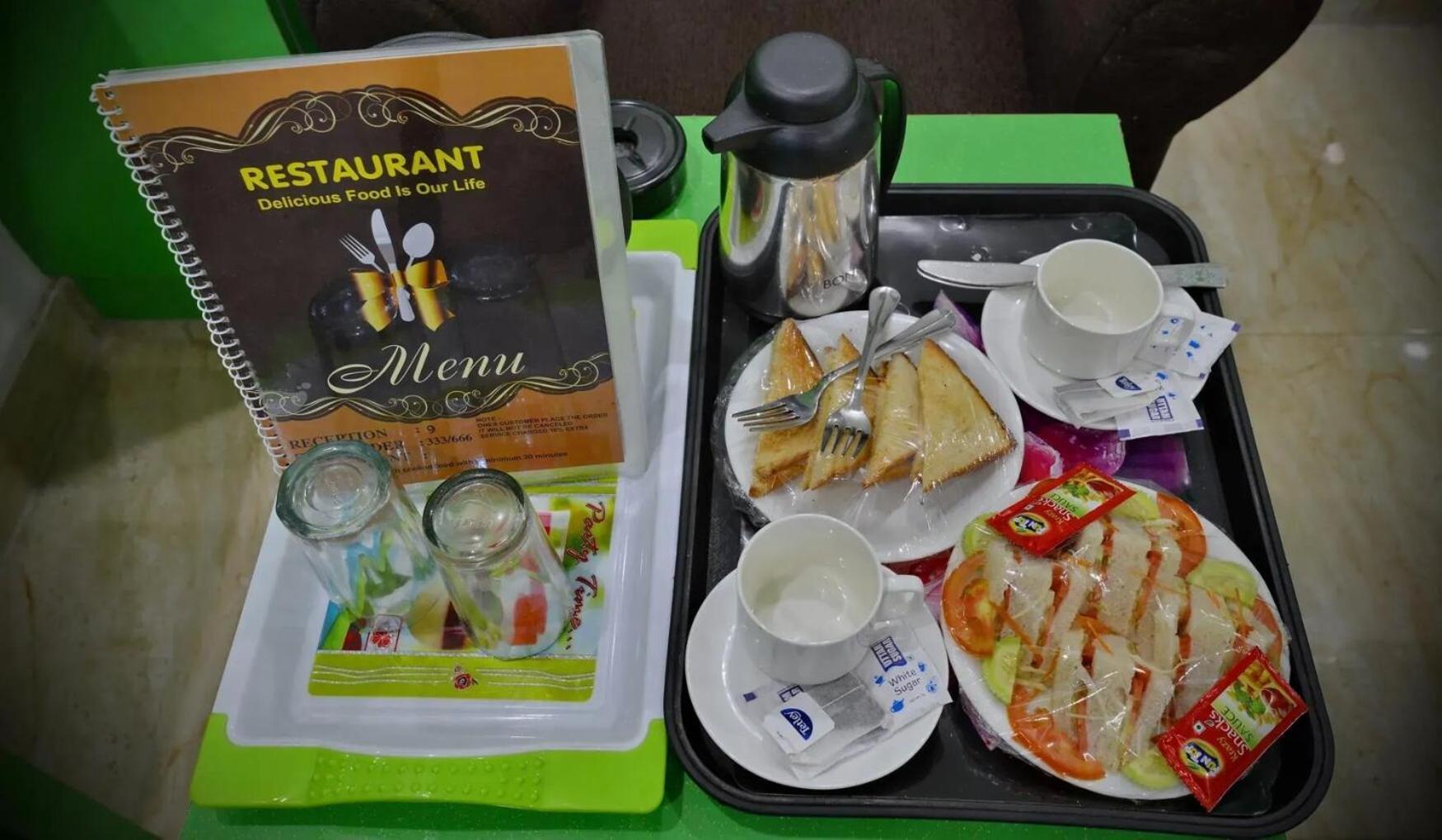 Hotel Konark A Family Stay Aerocity Νέο Δελχί Εξωτερικό φωτογραφία